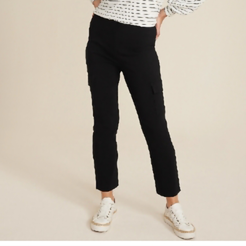 Maurices High Rise Cargo Slim Straight Black Ankle Pants Size M NWOT